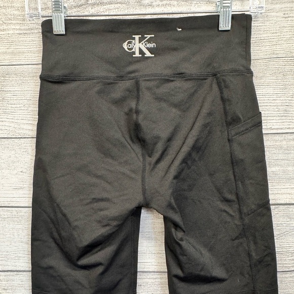 Calvin Klein Womens Outline-logo Bike Shorts Size Medium - Picture 6 of 6